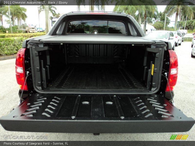 Black / Ebony 2011 Chevrolet Avalanche LT