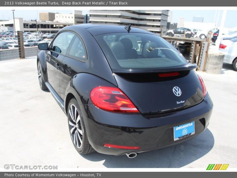 Deep Black Pearl Metallic / Titan Black 2013 Volkswagen Beetle Turbo