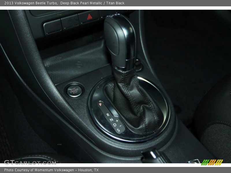 Deep Black Pearl Metallic / Titan Black 2013 Volkswagen Beetle Turbo