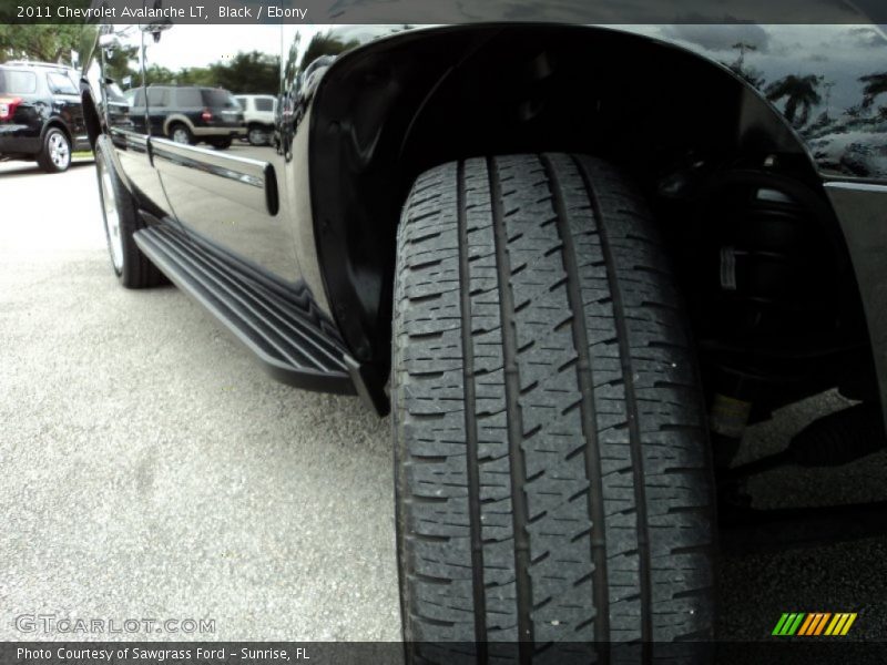 Black / Ebony 2011 Chevrolet Avalanche LT