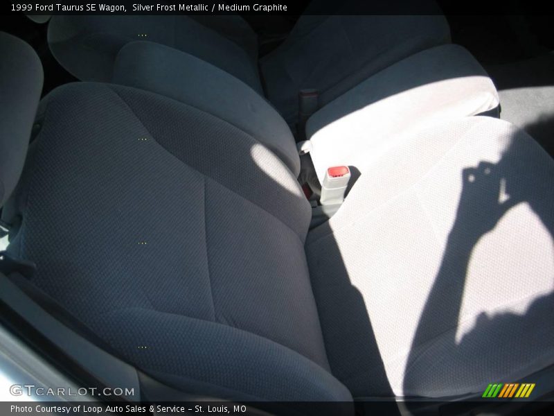 Silver Frost Metallic / Medium Graphite 1999 Ford Taurus SE Wagon