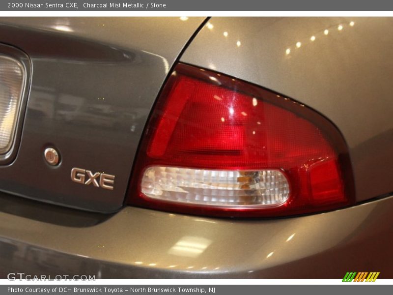 Charcoal Mist Metallic / Stone 2000 Nissan Sentra GXE
