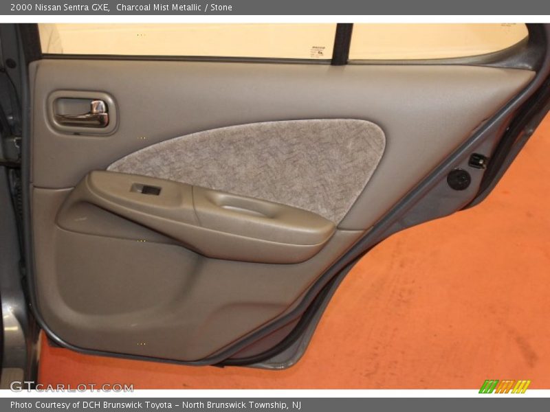 Charcoal Mist Metallic / Stone 2000 Nissan Sentra GXE