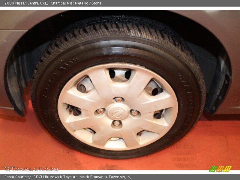 Charcoal Mist Metallic / Stone 2000 Nissan Sentra GXE