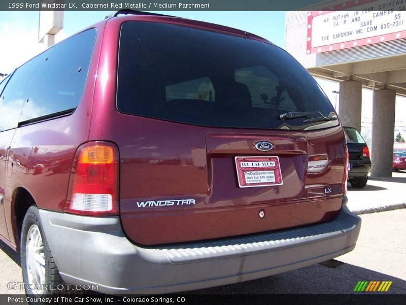 Cabernet Red Metallic / Medium Parchment 1999 Ford Windstar LX