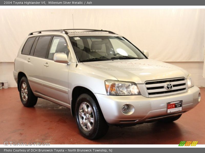 Millenium Silver Metallic / Ash 2004 Toyota Highlander V6