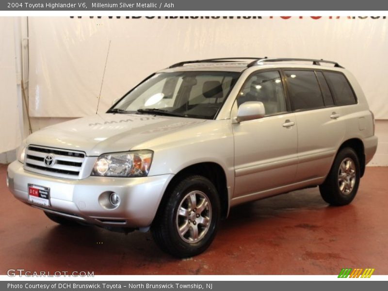 Millenium Silver Metallic / Ash 2004 Toyota Highlander V6