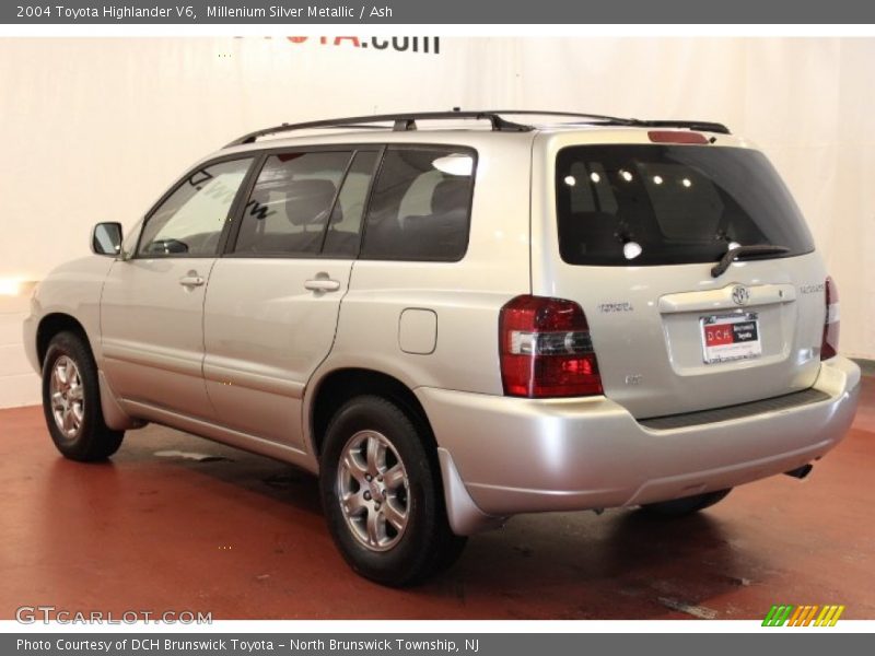 Millenium Silver Metallic / Ash 2004 Toyota Highlander V6