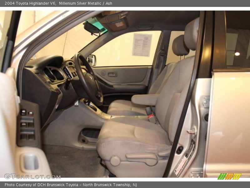 Millenium Silver Metallic / Ash 2004 Toyota Highlander V6