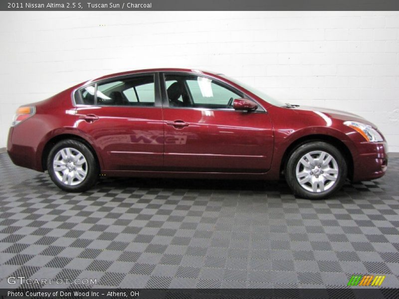 Tuscan Sun / Charcoal 2011 Nissan Altima 2.5 S