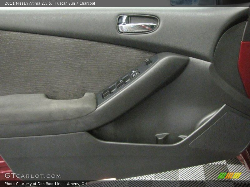 Tuscan Sun / Charcoal 2011 Nissan Altima 2.5 S