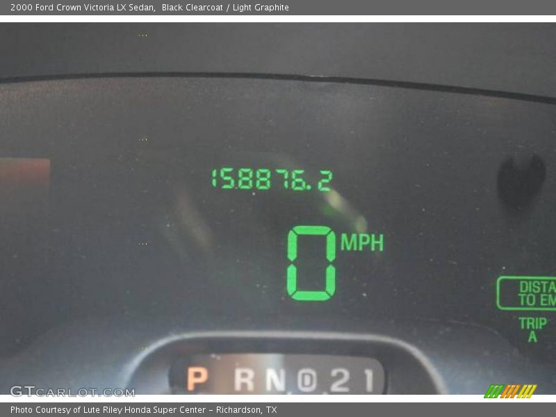 Black Clearcoat / Light Graphite 2000 Ford Crown Victoria LX Sedan