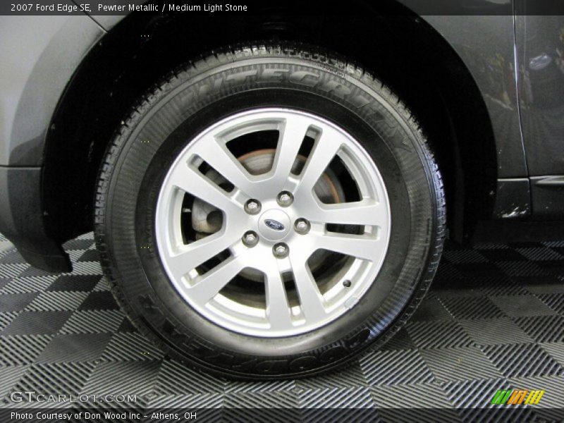 Pewter Metallic / Medium Light Stone 2007 Ford Edge SE