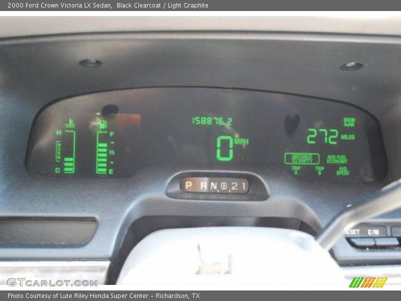 Black Clearcoat / Light Graphite 2000 Ford Crown Victoria LX Sedan