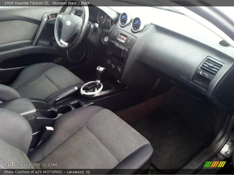  2006 Tiburon GS Black Interior
