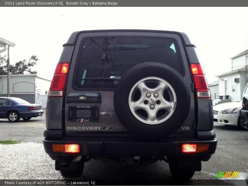 Bonatti Gray / Bahama Beige 2001 Land Rover Discovery II SE