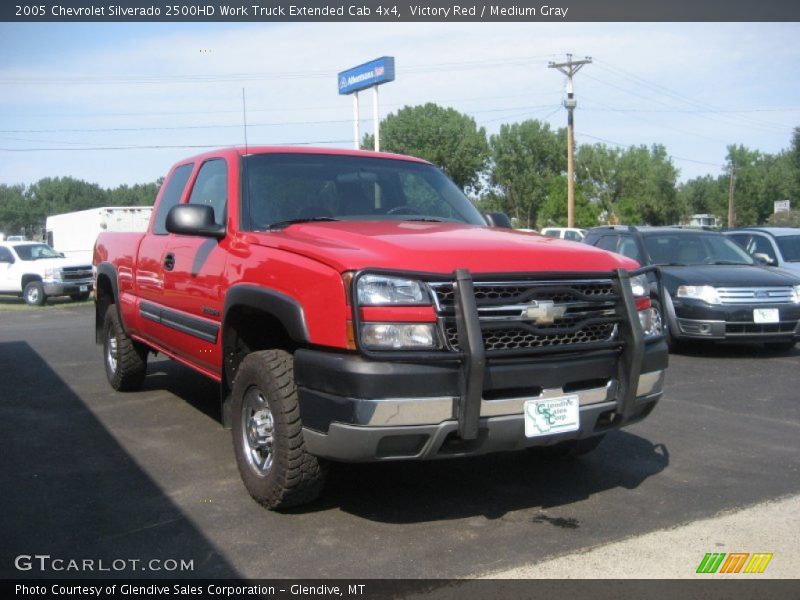 Victory Red / Medium Gray 2005 Chevrolet Silverado 2500HD Work Truck Extended Cab 4x4