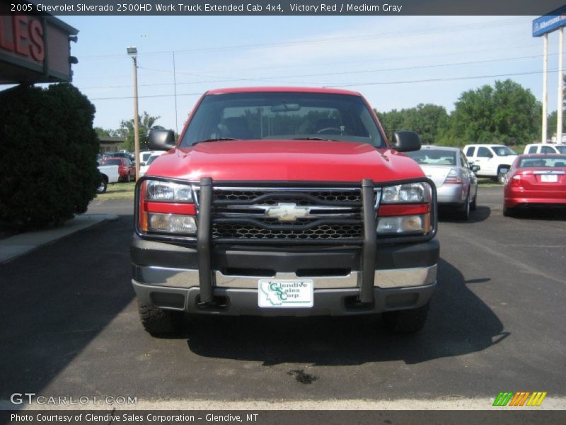 Victory Red / Medium Gray 2005 Chevrolet Silverado 2500HD Work Truck Extended Cab 4x4