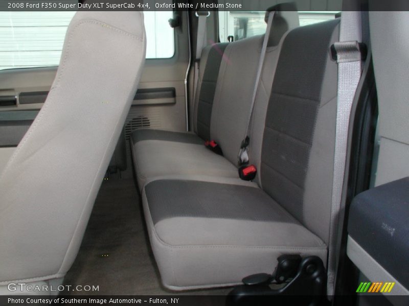 Rear Seat of 2008 F350 Super Duty XLT SuperCab 4x4