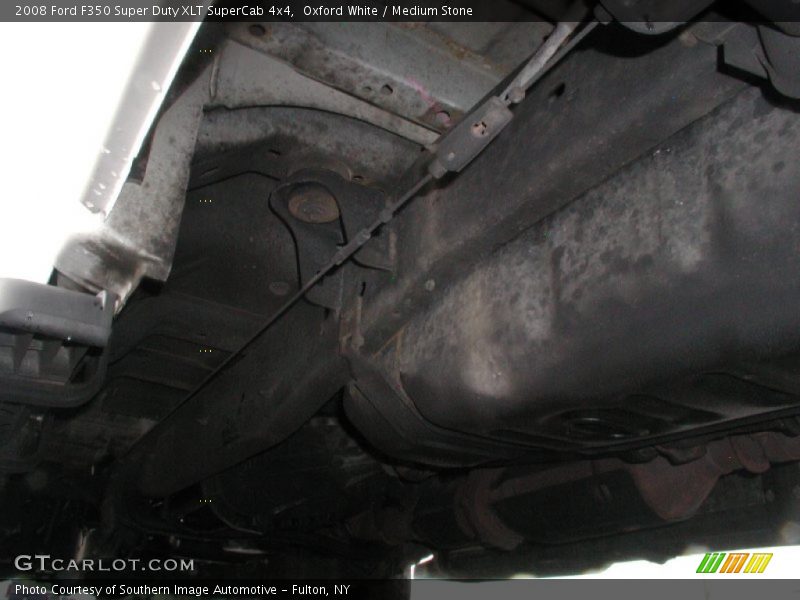 Undercarriage of 2008 F350 Super Duty XLT SuperCab 4x4