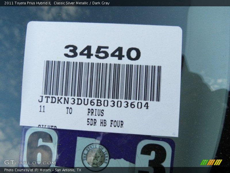 Classic Silver Metallic / Dark Gray 2011 Toyota Prius Hybrid II