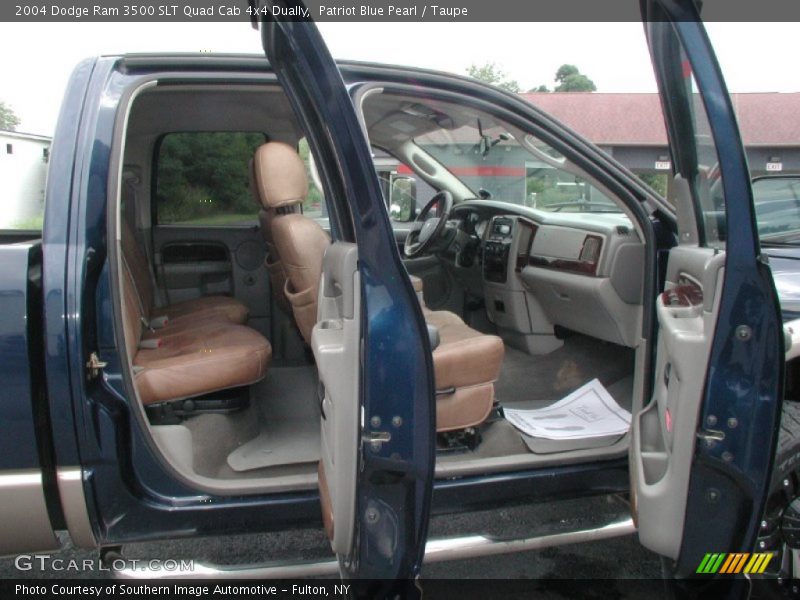 Patriot Blue Pearl / Taupe 2004 Dodge Ram 3500 SLT Quad Cab 4x4 Dually