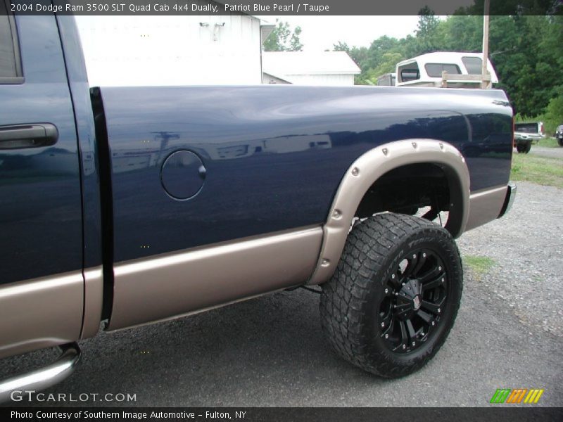Patriot Blue Pearl / Taupe 2004 Dodge Ram 3500 SLT Quad Cab 4x4 Dually
