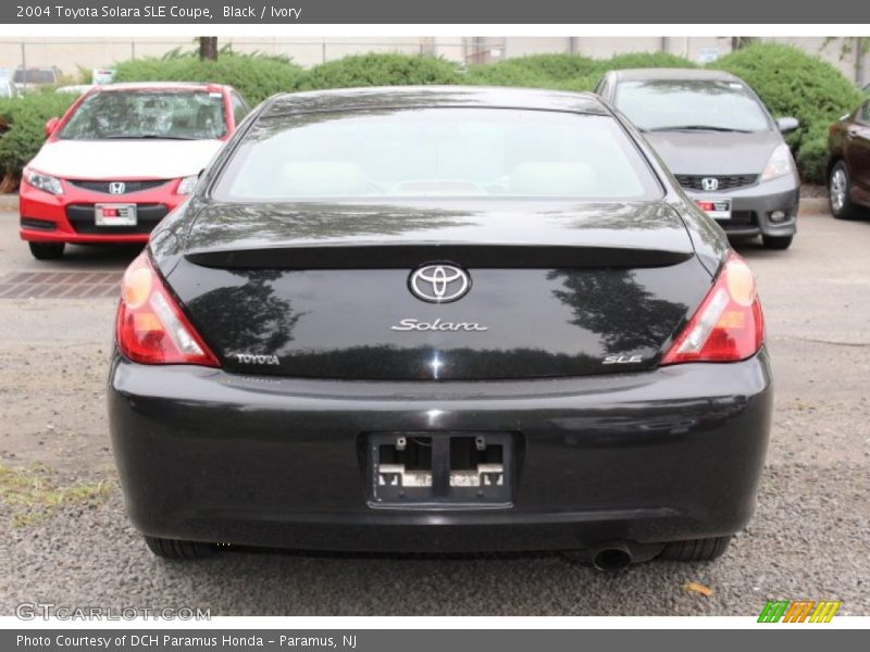 Black / Ivory 2004 Toyota Solara SLE Coupe