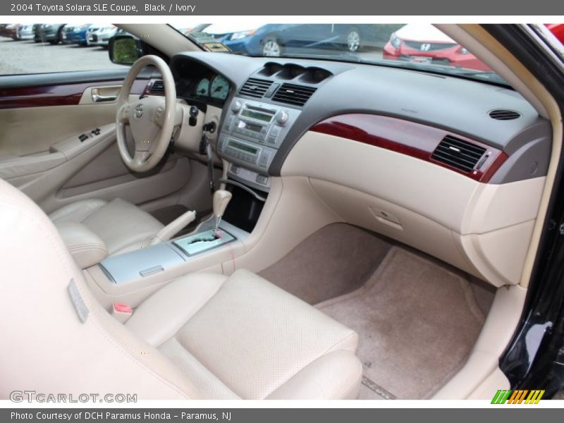Black / Ivory 2004 Toyota Solara SLE Coupe