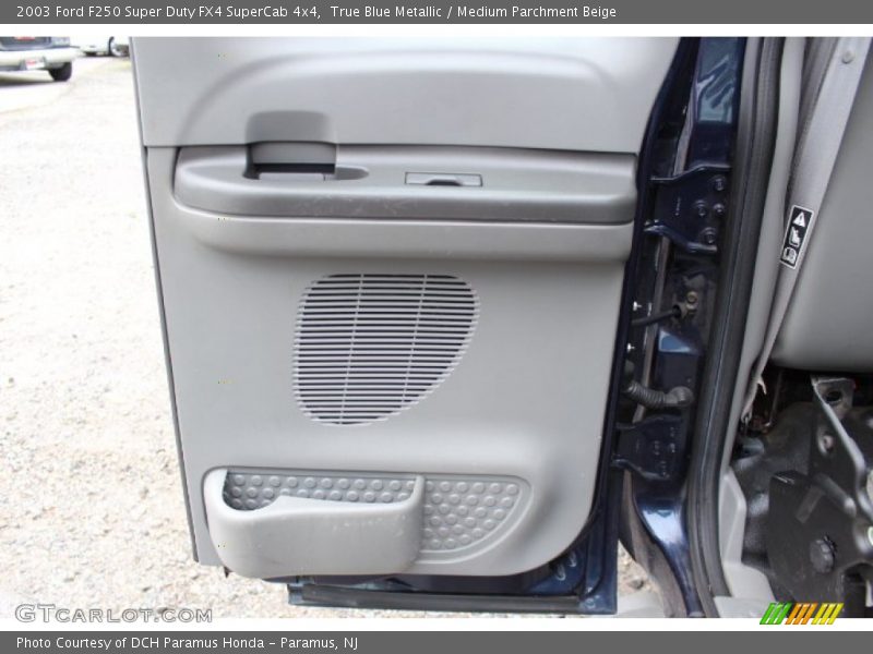 True Blue Metallic / Medium Parchment Beige 2003 Ford F250 Super Duty FX4 SuperCab 4x4