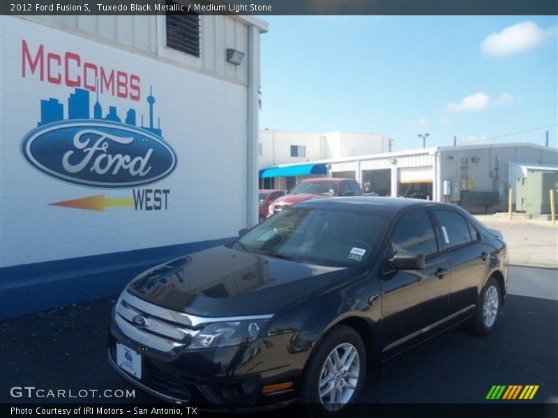 Tuxedo Black Metallic / Medium Light Stone 2012 Ford Fusion S