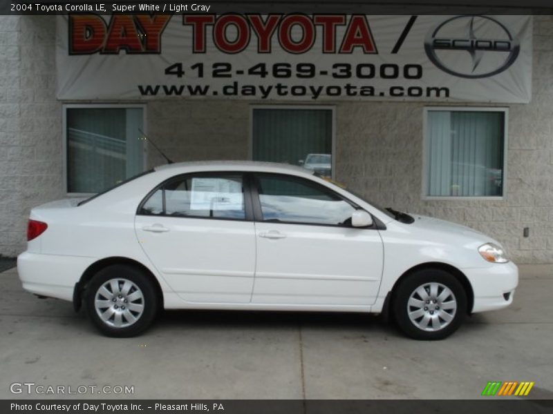 Super White / Light Gray 2004 Toyota Corolla LE