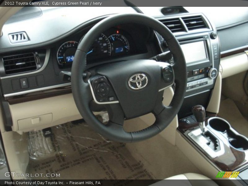 Cypress Green Pearl / Ivory 2012 Toyota Camry XLE