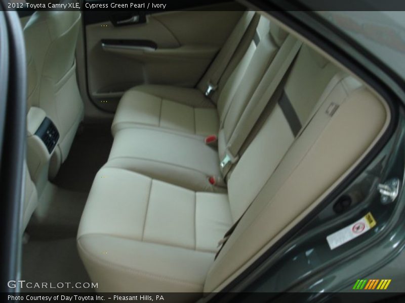 Cypress Green Pearl / Ivory 2012 Toyota Camry XLE