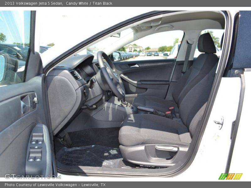 Candy White / Titan Black 2013 Volkswagen Jetta S Sedan