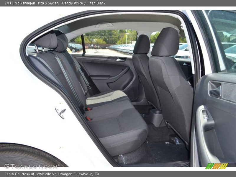 Candy White / Titan Black 2013 Volkswagen Jetta S Sedan
