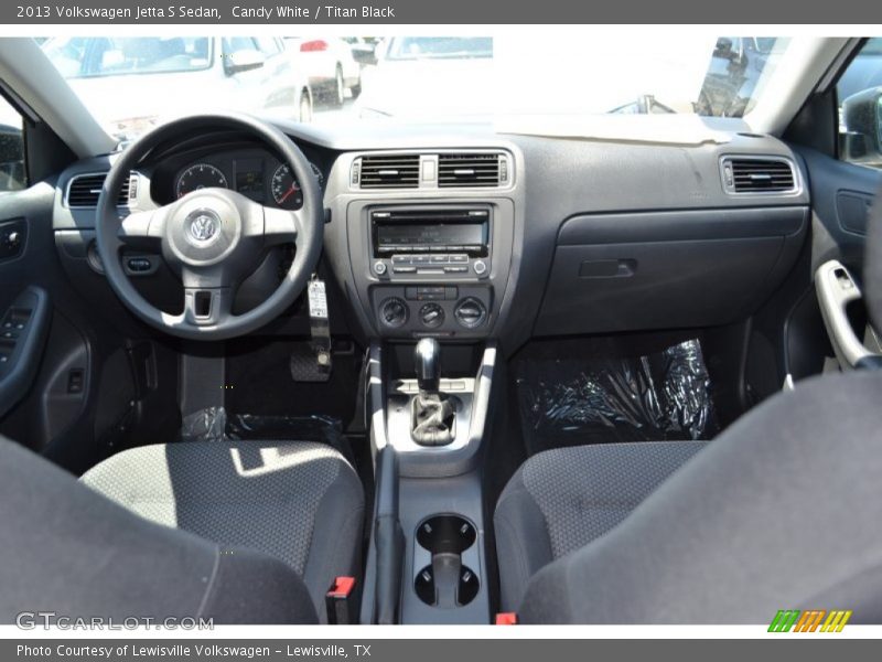 Candy White / Titan Black 2013 Volkswagen Jetta S Sedan