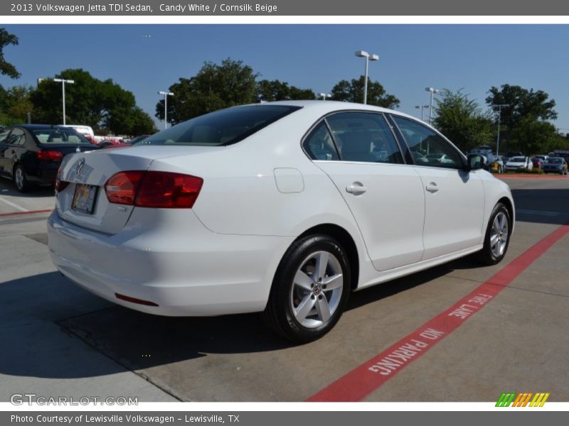 Candy White / Cornsilk Beige 2013 Volkswagen Jetta TDI Sedan