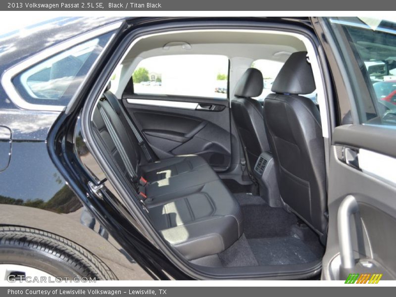 Black / Titan Black 2013 Volkswagen Passat 2.5L SE