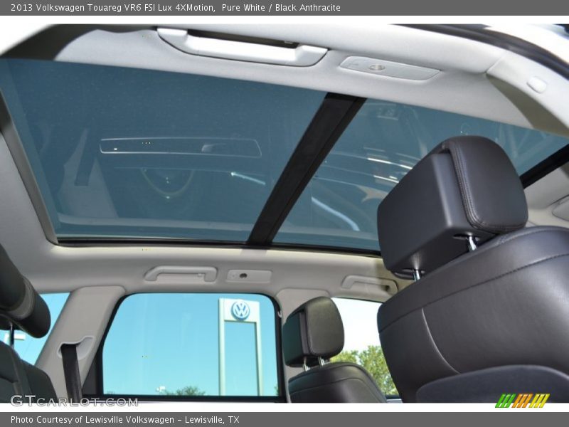 Pure White / Black Anthracite 2013 Volkswagen Touareg VR6 FSI Lux 4XMotion