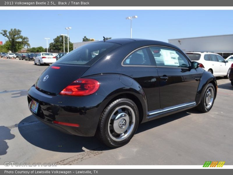 Black / Titan Black 2013 Volkswagen Beetle 2.5L