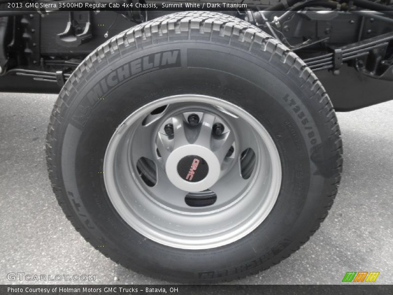 Summit White / Dark Titanium 2013 GMC Sierra 3500HD Regular Cab 4x4 Chassis