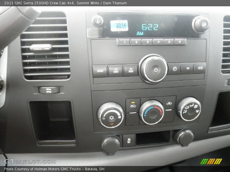 Summit White / Dark Titanium 2013 GMC Sierra 2500HD Crew Cab 4x4