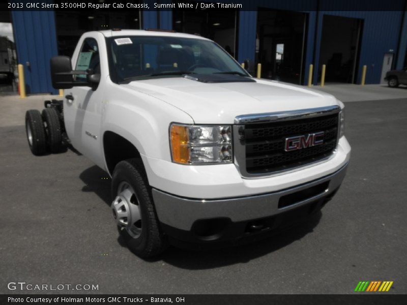 Summit White / Dark Titanium 2013 GMC Sierra 3500HD Regular Cab Chassis