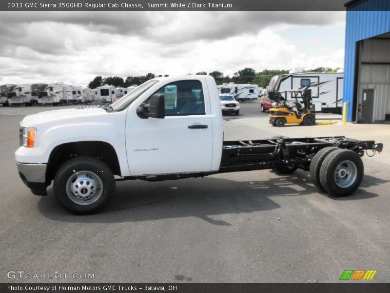 Summit White / Dark Titanium 2013 GMC Sierra 3500HD Regular Cab Chassis