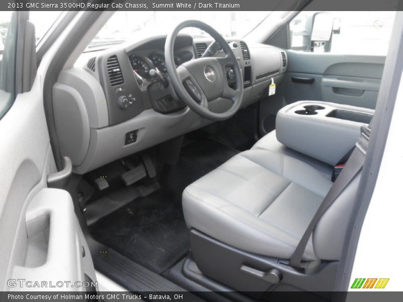 Summit White / Dark Titanium 2013 GMC Sierra 3500HD Regular Cab Chassis