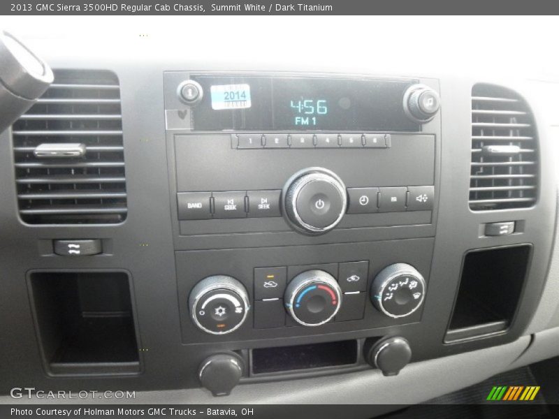 Summit White / Dark Titanium 2013 GMC Sierra 3500HD Regular Cab Chassis