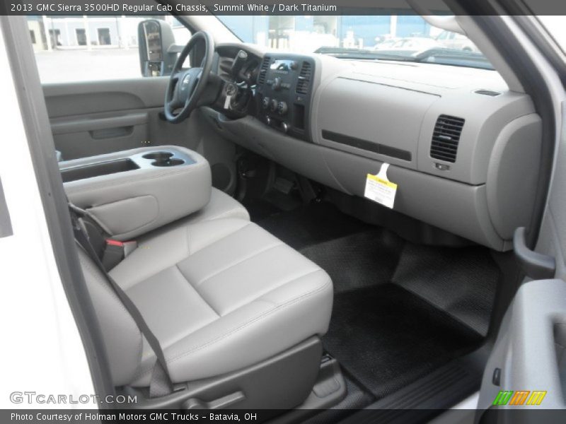 Summit White / Dark Titanium 2013 GMC Sierra 3500HD Regular Cab Chassis