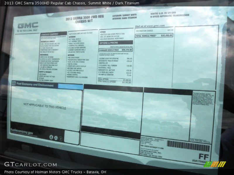 Summit White / Dark Titanium 2013 GMC Sierra 3500HD Regular Cab Chassis