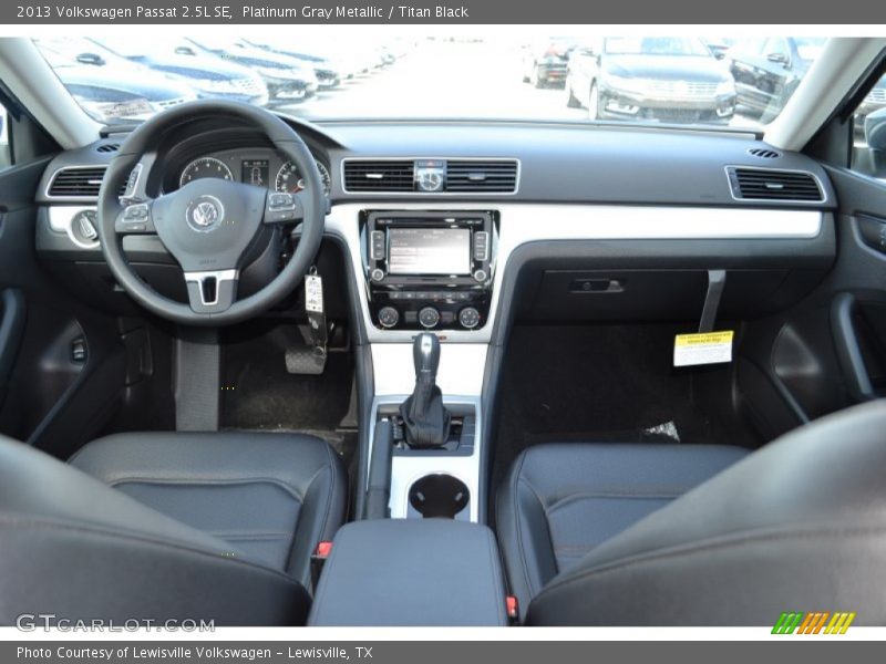 Platinum Gray Metallic / Titan Black 2013 Volkswagen Passat 2.5L SE